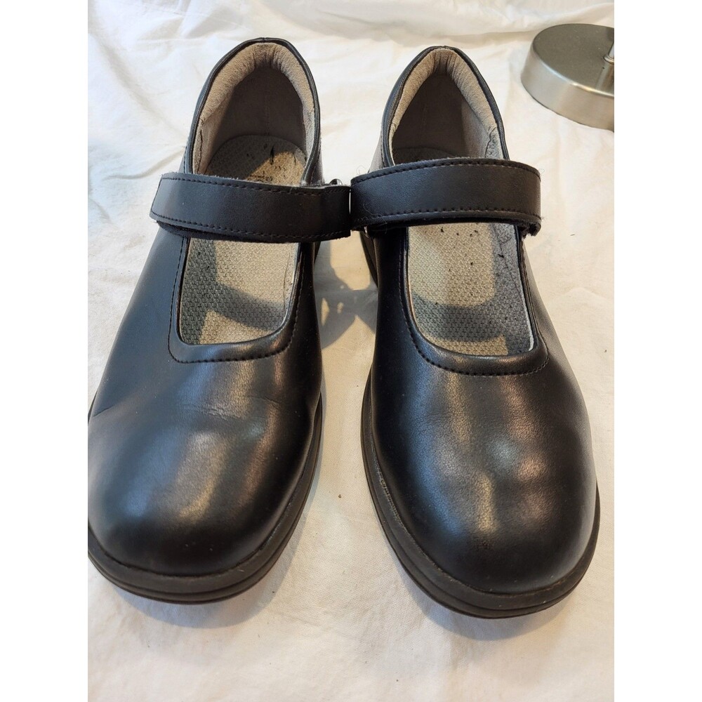 School Issue Big Girls Size 4 Mary Jane's, Black,  Exc. Cond